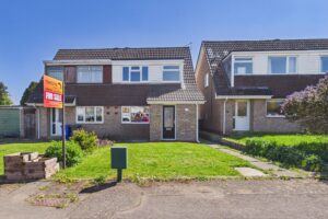 Woodcroft Close, Towcester, NN12