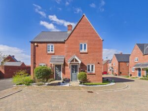 Bangor Close, Towcester, NN12