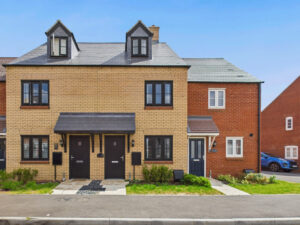 Clay Green, Towcester, NN12