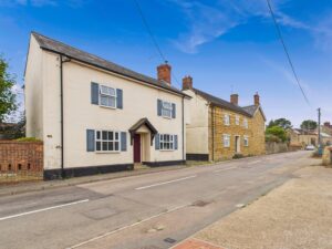 High Street, Astcote, NN12