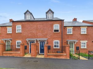 Long Morris, Towcester, NN12