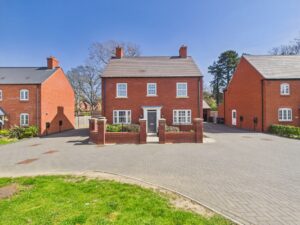 Burcote Road, Towcester, NN12