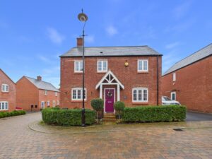 Haydock Close, Towcester, NN12