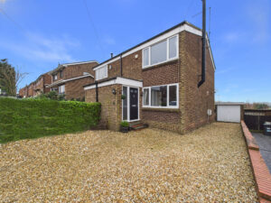 Buttmead, Blisworth, NN7