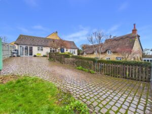 Grafton Road, Yardley Gobion, NN12