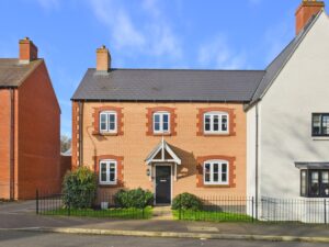 Newbury Street, Towcester, NN12