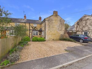 Cattle End, Silverstone, NN12