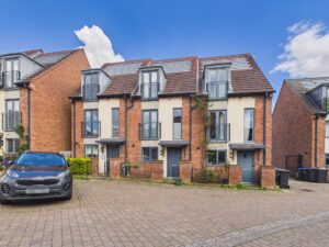 Samwell Lane, Upton, NN5