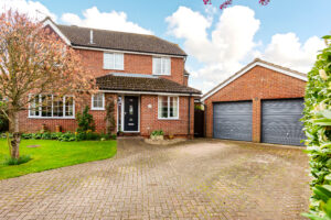 Bramble Road, Towcester, NN12