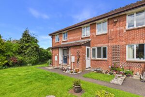 Richmond Court, Towcester, NN12